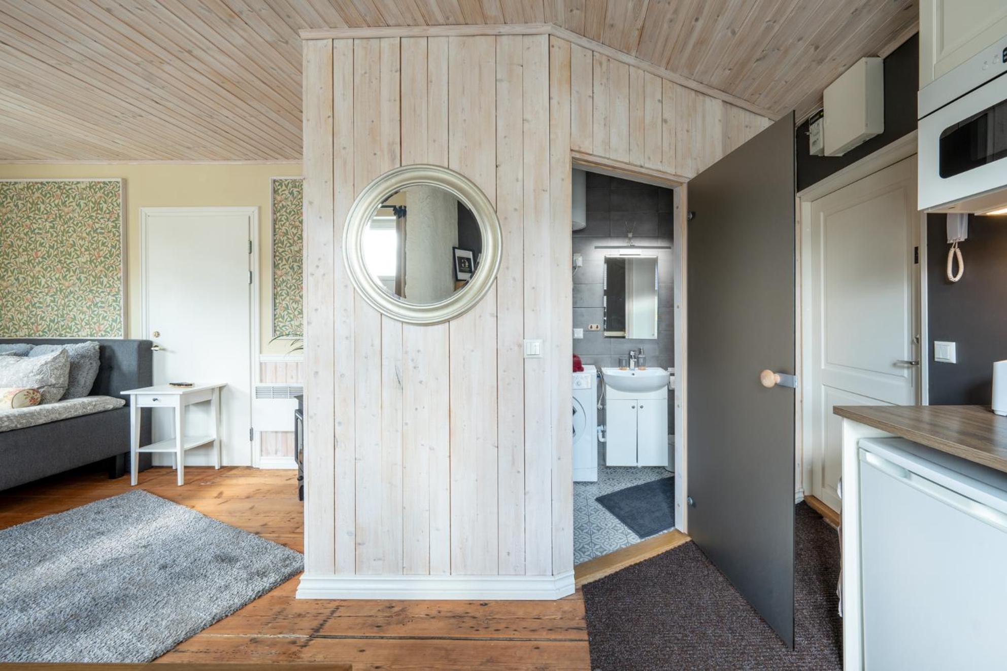 Garden Studio Next To Telliskivi & Old Town Tallinn Ngoại thất bức ảnh