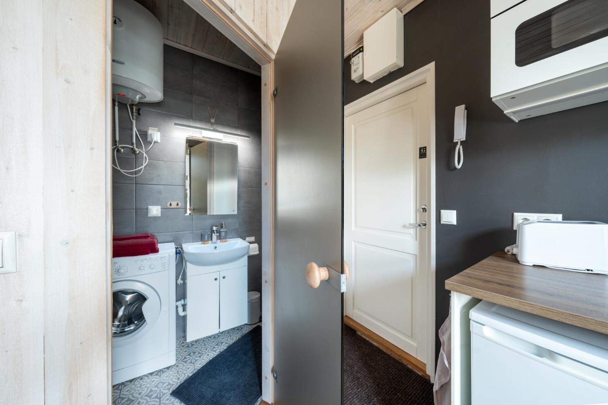 Garden Studio Next To Telliskivi & Old Town Tallinn Ngoại thất bức ảnh